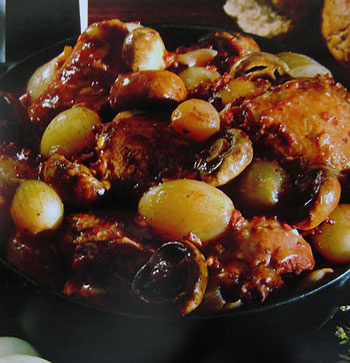 kukkoa viinissa ruokaohje