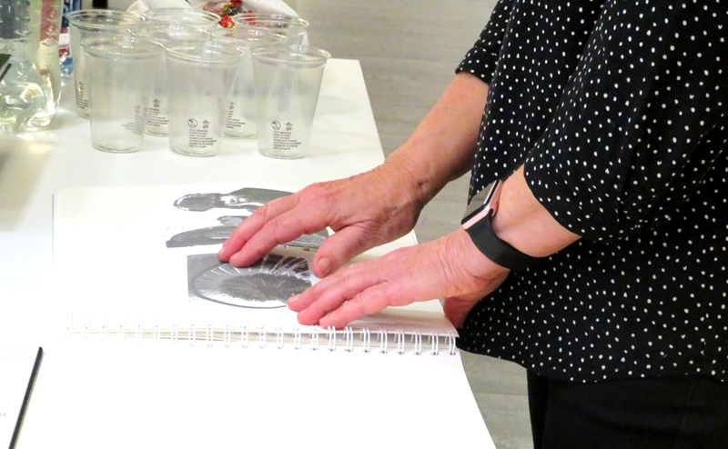 avajasiet ks koskettava